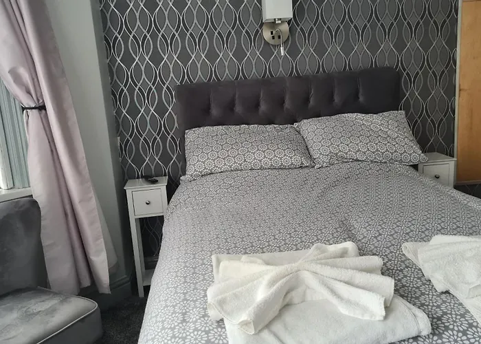 Family Hotel: The Kimberley B&B